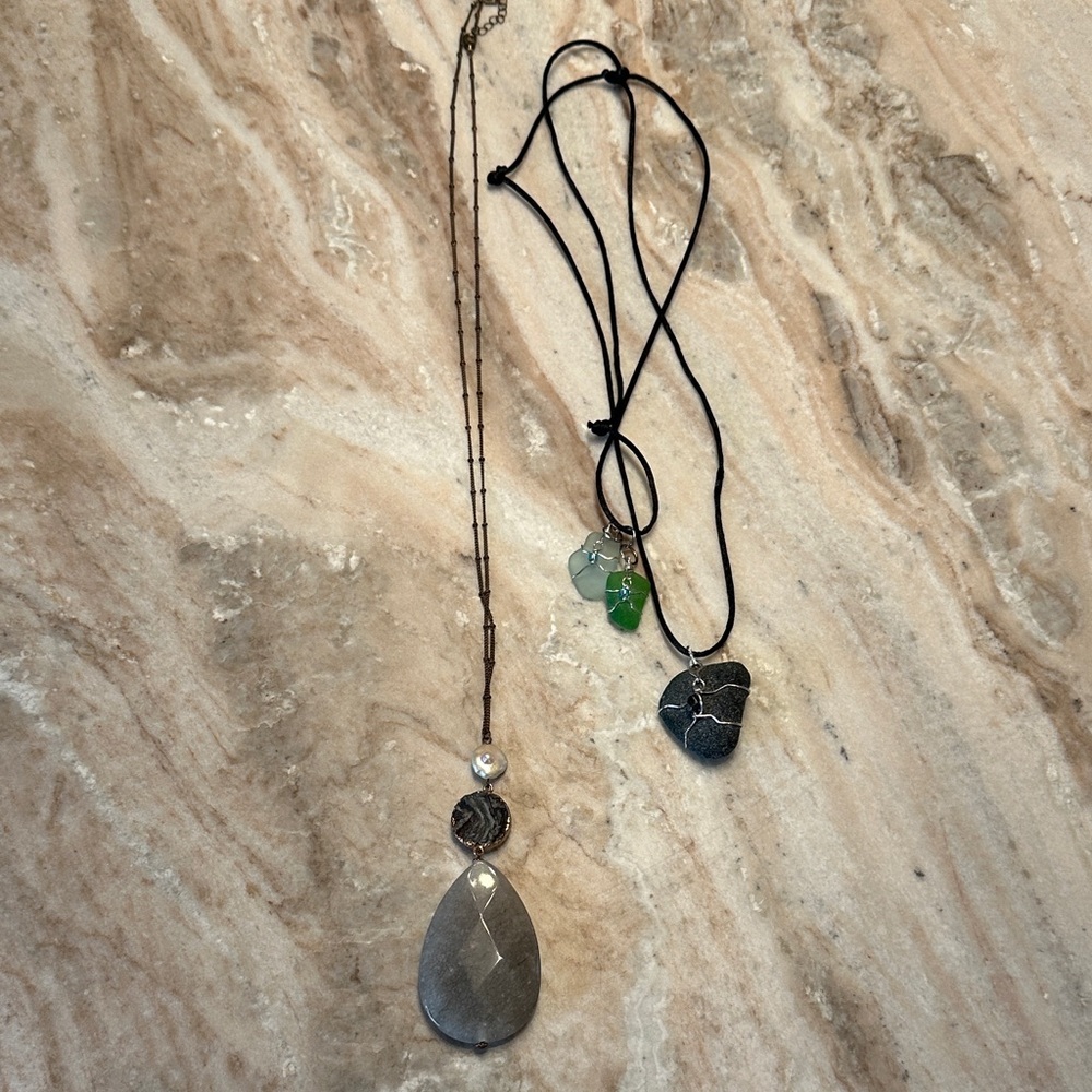 BUNDLE Elegant Silver and Green Pendant Necklace